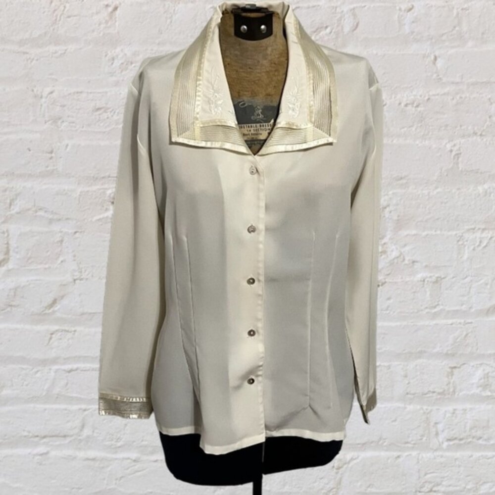 VINTAGE Cream Satin Wide Wing Collar Floral Embroidered Button Up Top Blouse